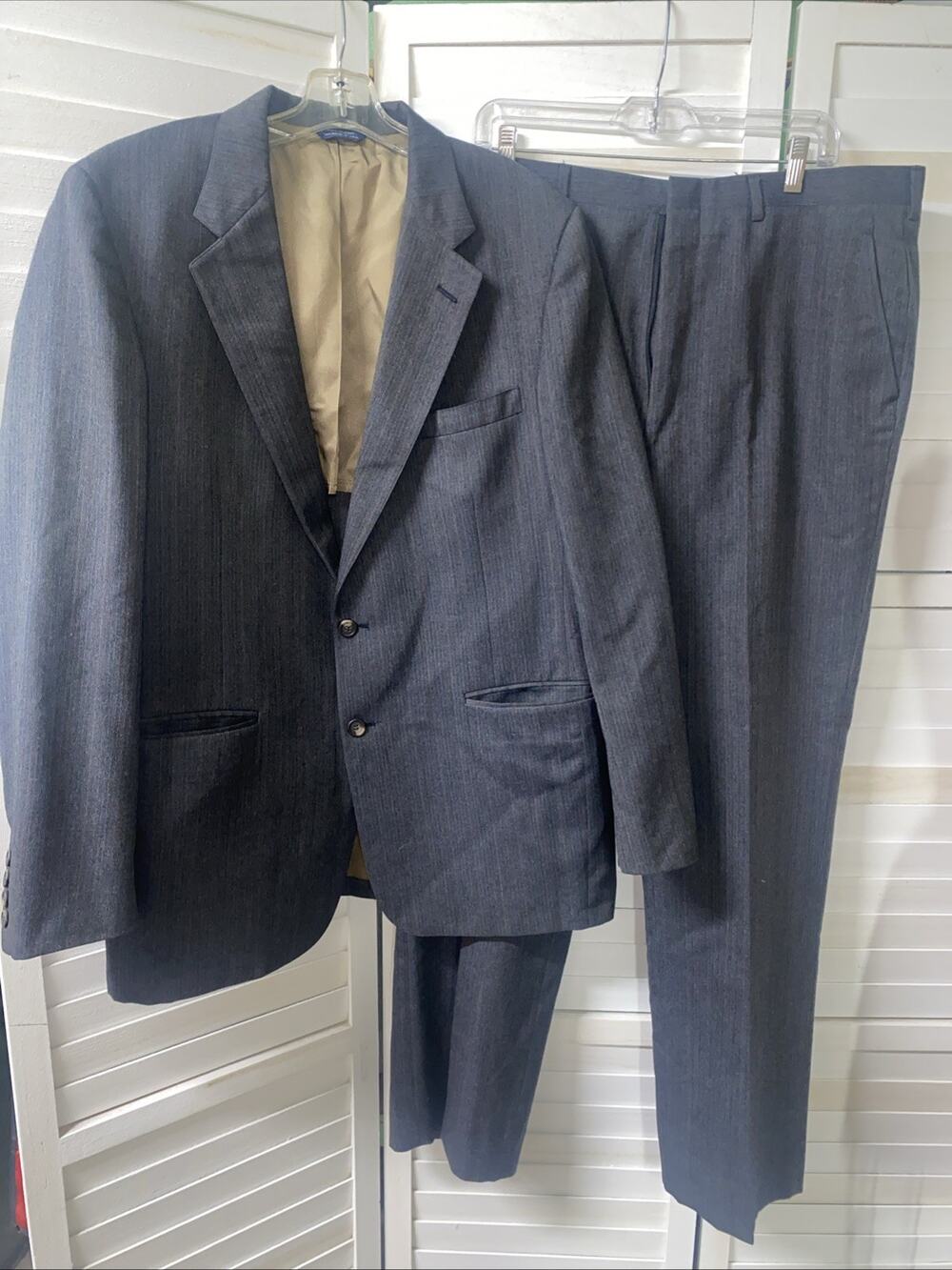 VTG Cricketeer 42L 36x32 2pc Suit Gray Striped Wool Charcoal USA Single Breasted